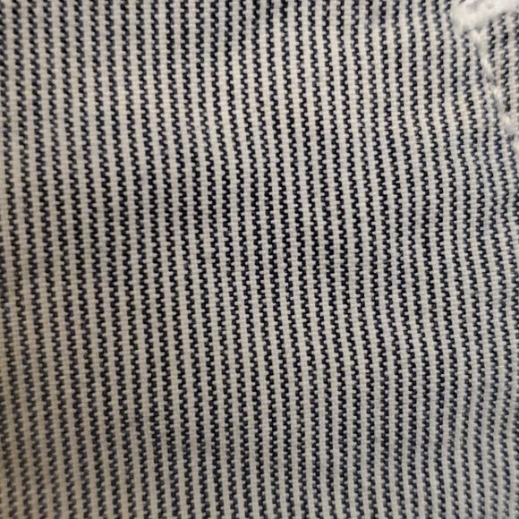 AE Summer Shorts - Picture 12 of 15